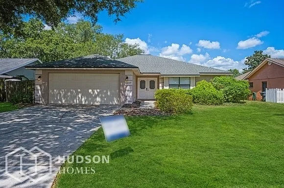 3 bed, 2.0 bath, 1841 sqft, $2,330 — Photo 1