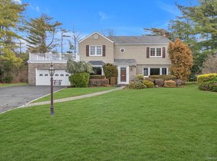1357 Boxwood Drive E, Hewlett Harbor, NY 11557