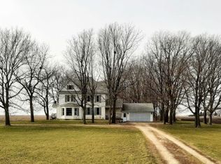 1449 Town Line Rd, Steward, IL 60553