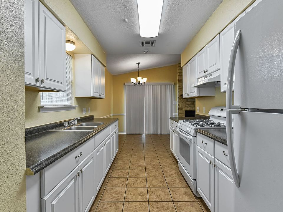 1st image of 1149 Royal Crest Dr #0