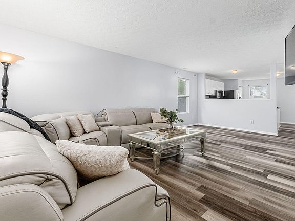 5th image of 8095 Beardsley Ave