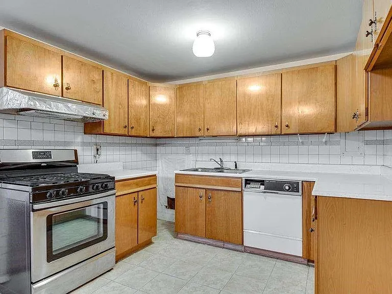 10212 Fertell Dr — Photo 4