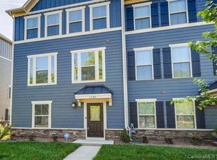 1394 Chippendale Rd, Charlotte, NC 28205