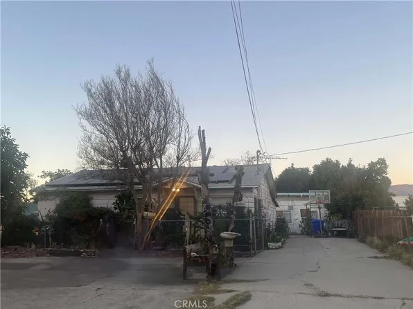 1854 Wallace Ct, San Bernardino, CA 92408