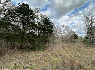 547 S Old Potato Dr, Bastrop, TX 78602