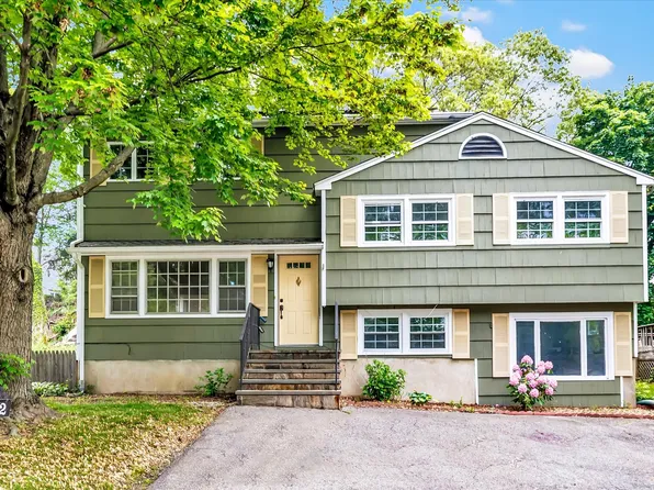 112 Sunset Avenue, Fairfield, CT 06824