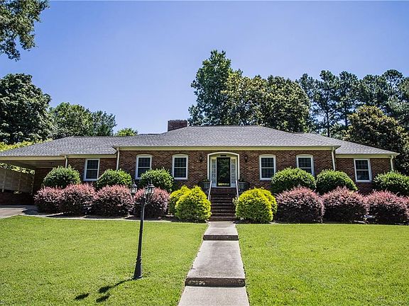 2nd image of 918 Kingston Dr