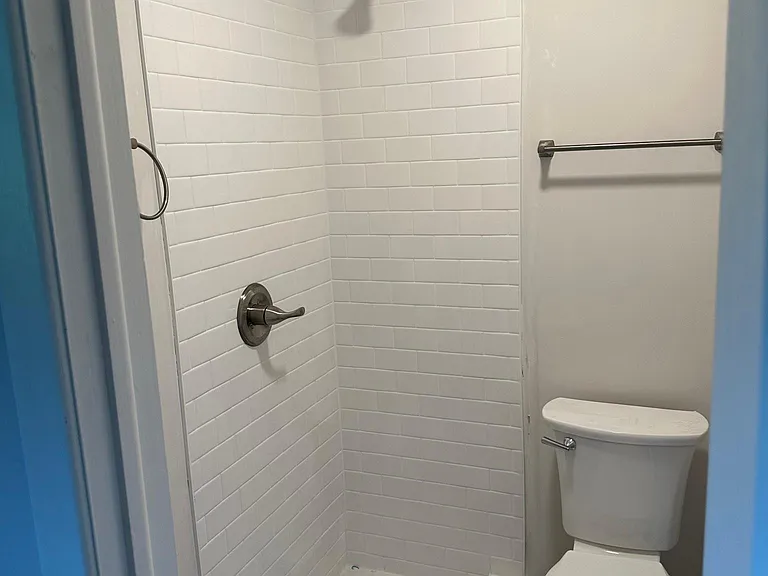 1515 Greenview Dr — Photo 12