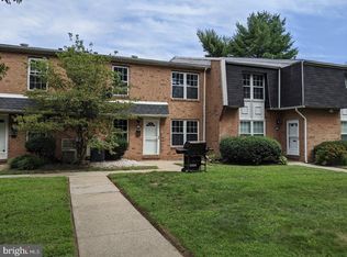 1155 Harbour Dr, Palmyra, NJ 08065