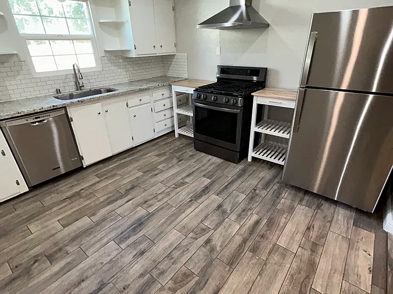 680 El Encino Way — Photo 4