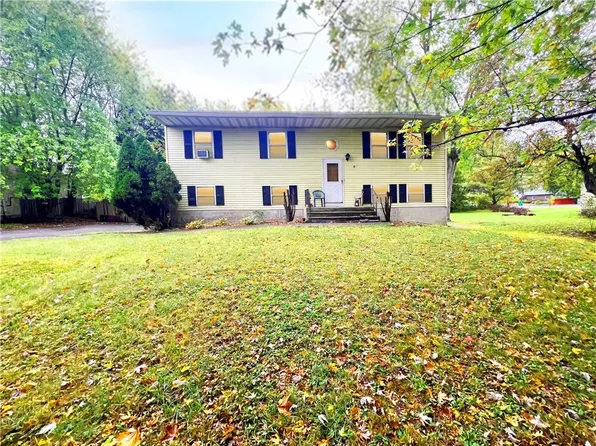 833 Dutchess Turnpike, Poughkeepsie, NY 12603
