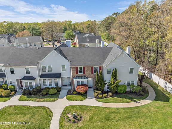 2nd image of 16 Vassar Place