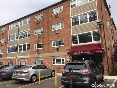 222 Smith Street #4-H, Freeport, NY, 11520