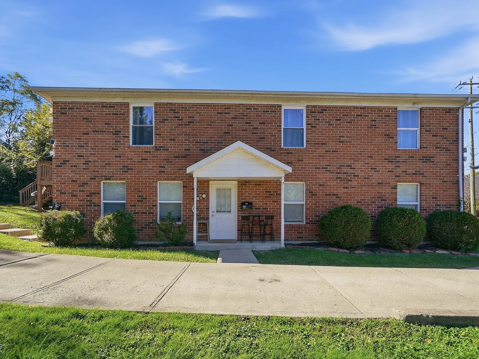 3 bed, 1450 sqft, $3,000 — Photo 1
