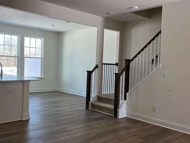 54 Amaryllis Ln — Photo 13