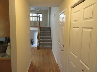 805 Ridge Ave, Wauconda, IL 60084