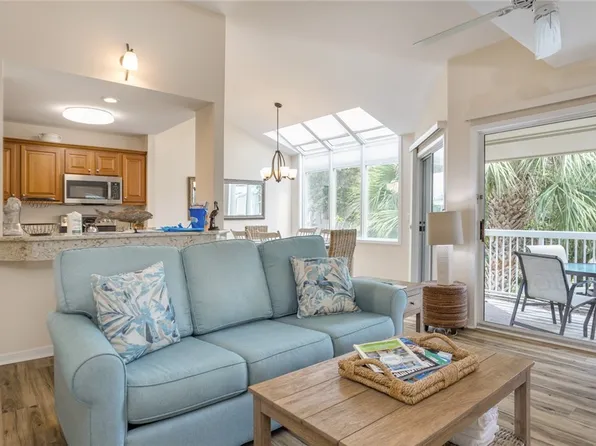 75 Ocean Ln APT 706, Hilton Head Island, SC 29928