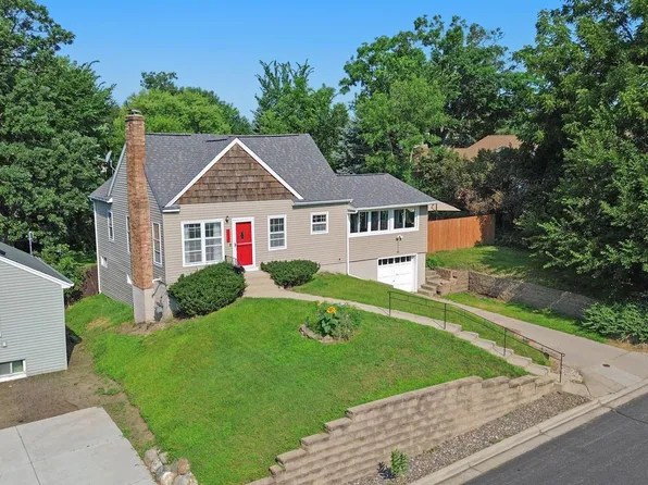 529 Indiana Ave N, Golden Valley, MN 55422