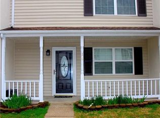 26 Oneonta Dr, Newport News, VA 23602