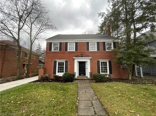 2566 Edgerton Rd, University Heights, OH 44118