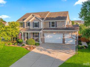 3468 Gallant Fox Dr, Elgin, IL 60124