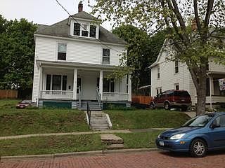 1st image of 135 Thayer St