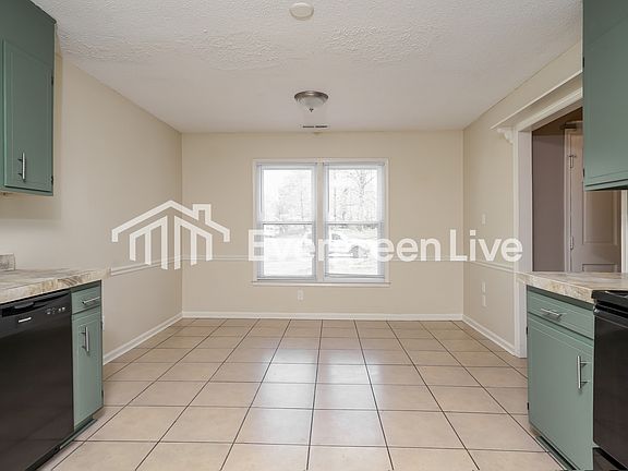 5th image of 6 Coachman Ct