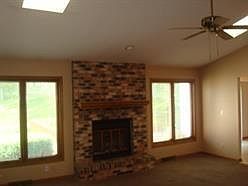 5th image of 3513 Applewood Ln