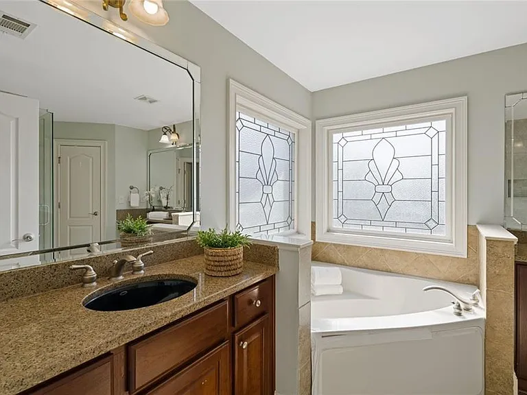 2763 Durham Dr NE — Photo 42