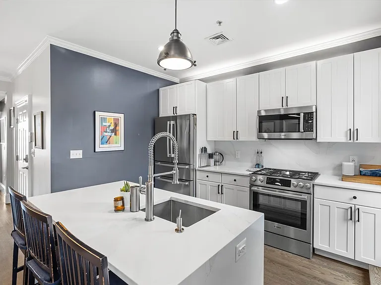 578 Massachusetts Ave #3 — Photo 24