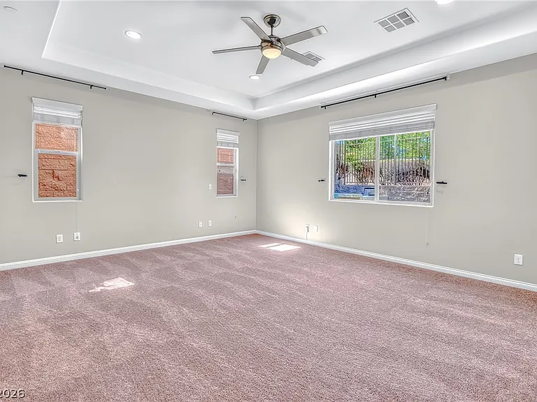 2852 Josephine Dr — Photo 15