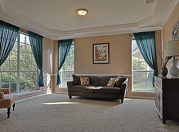 4th image of 2721 Hidden Lake Dr