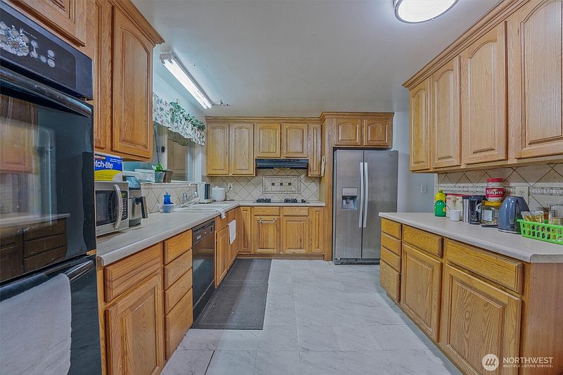 5th image of 7918 Timber Hill Drive