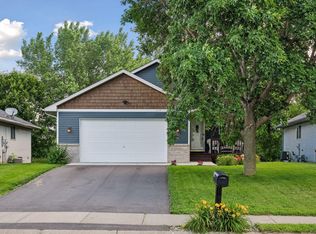 1222 Leo Ln, Buffalo, MN 55313