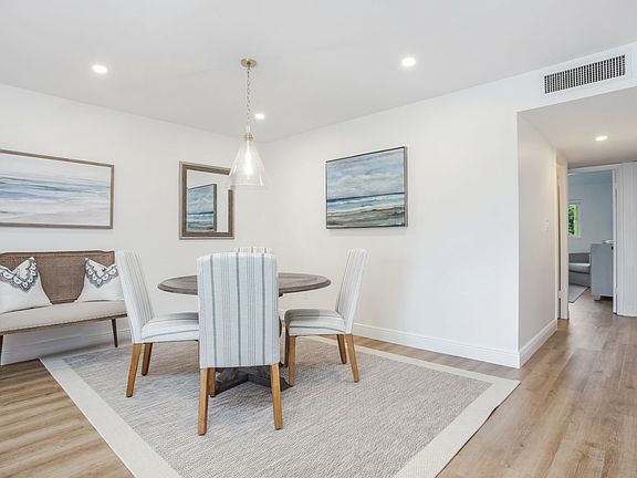 3rd image of 2100 Gulf Shore Blvd N APT 207