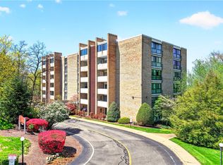 55 Highland Rd APT 503, Bethel Park, PA 15102