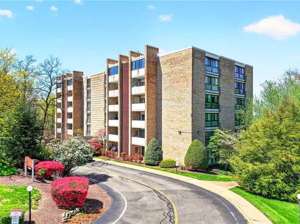 55 Highland Rd APT 503, Bethel Park, PA 15102