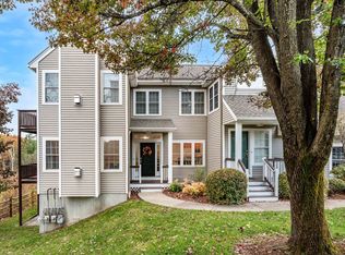 34 Chatham Dr, Bedford, NH 03110