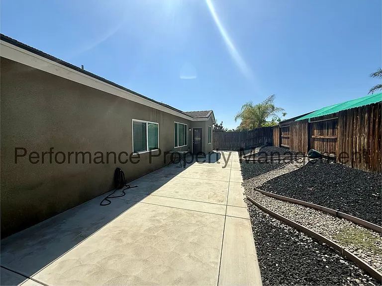 5720 Woodard Ridge Dr — Photo 19
