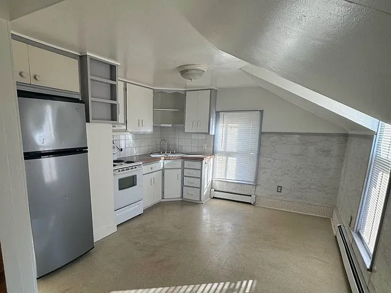 1422 7th Ave #B — Photo 1