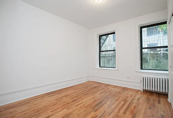 Rented by OGI Management | media 9