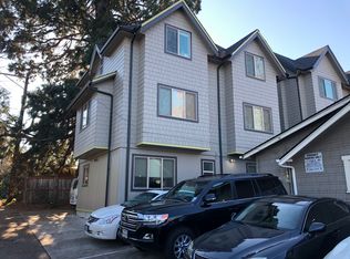 1924 University Aly, Eugene, OR 97403