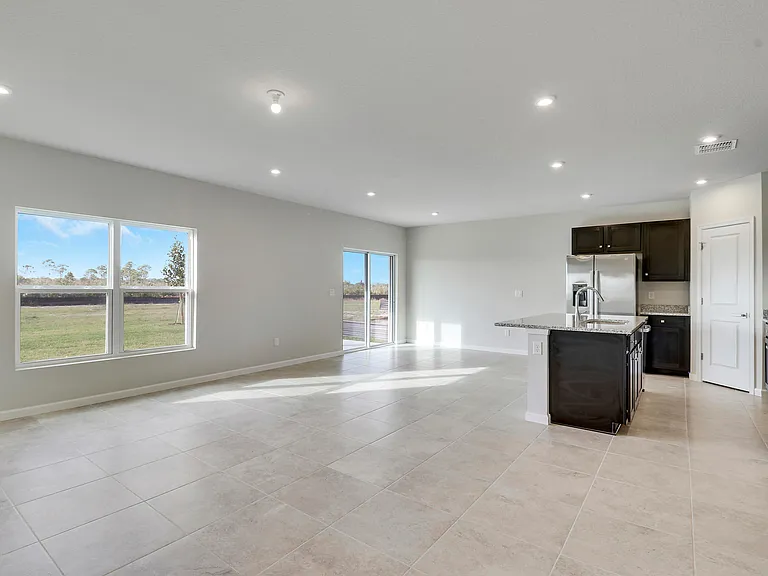 15404 SW American St — Photo 14