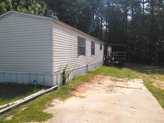 Parking & main road behind