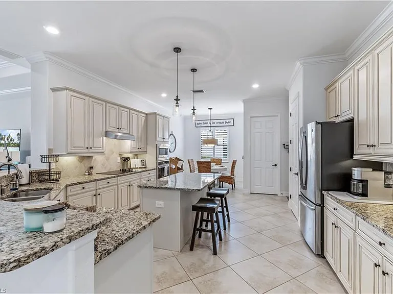 28111 Wicklow Ct — Photo 6