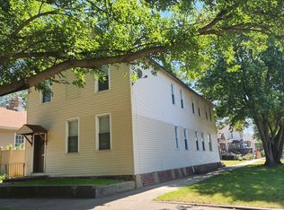 3039 E 97th St, Chicago, IL 60617