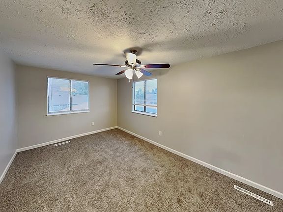 5th image of 735 Eldora Pl