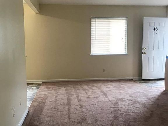 3rd image of 533 Bellwood Rd