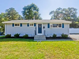 35 Roosevelt Blvd, Enfield, CT 06082