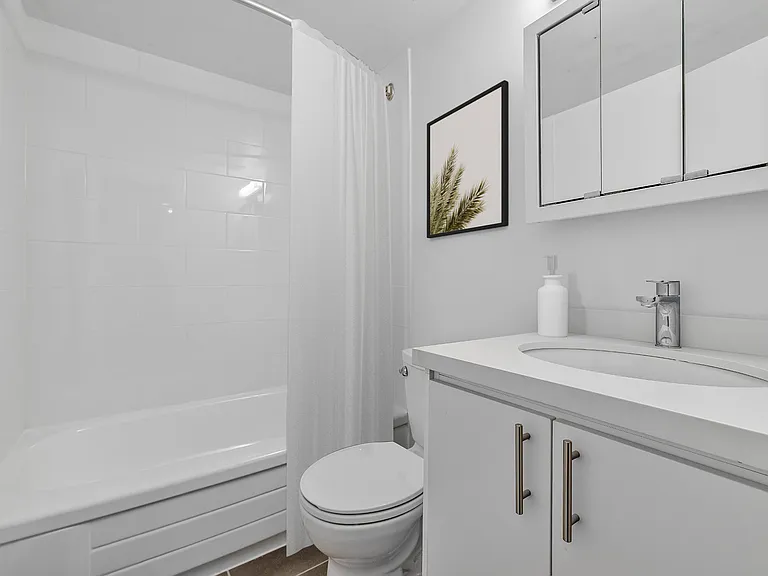 55 Brownlow Ave — Photo 9